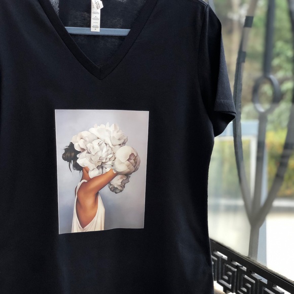 Hand designed T-shirt - Picture 4 of 4